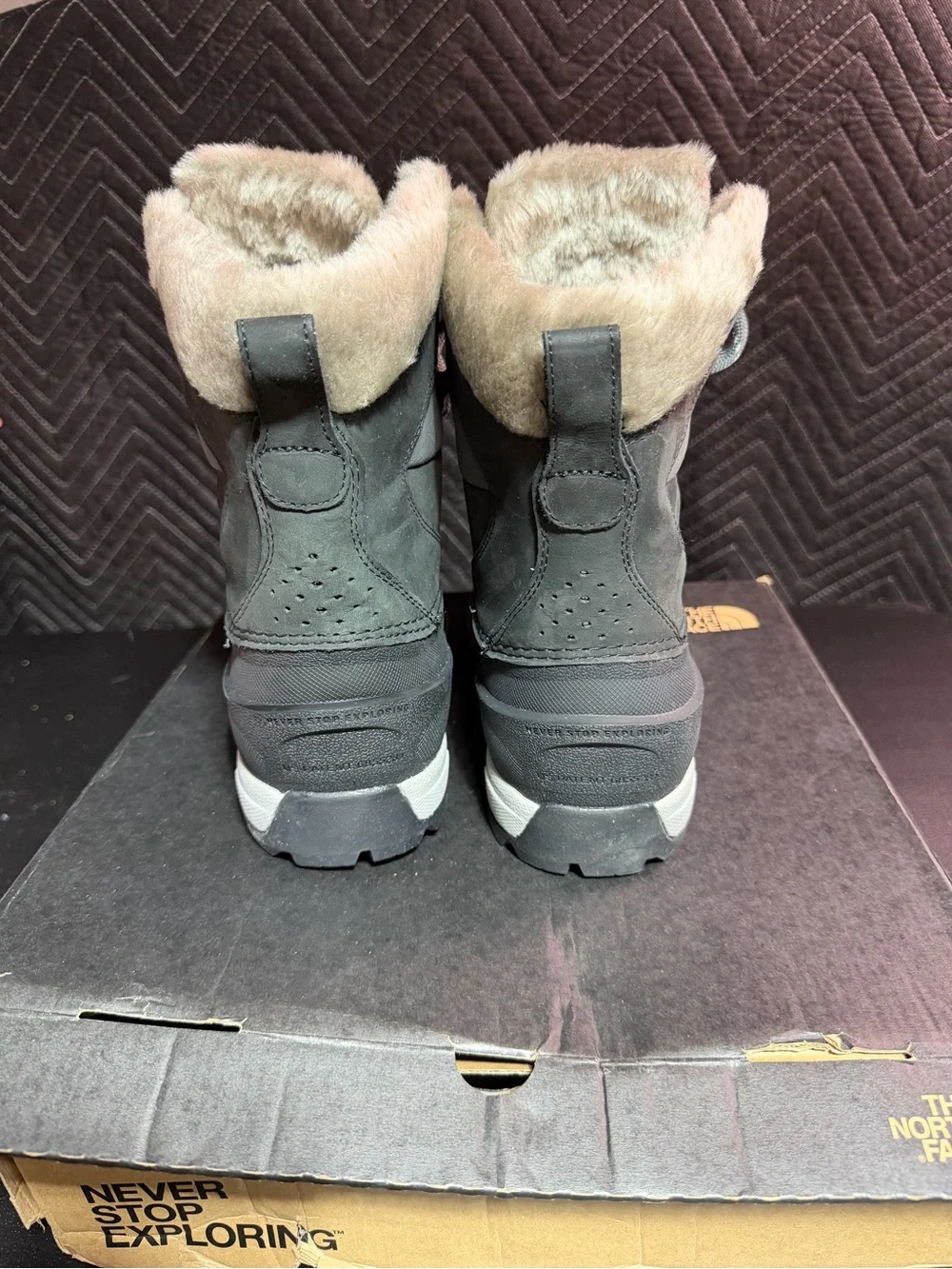 The North Face Women's Black Gray Faux-Fur Trim Winter Boots